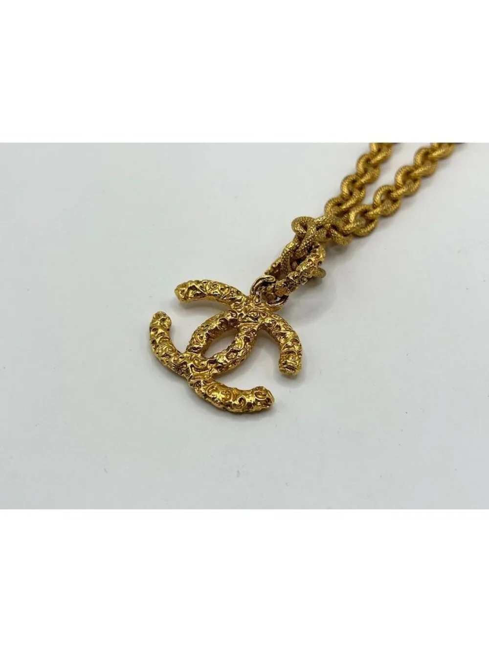 Chanel Necklace CC Logo Lava